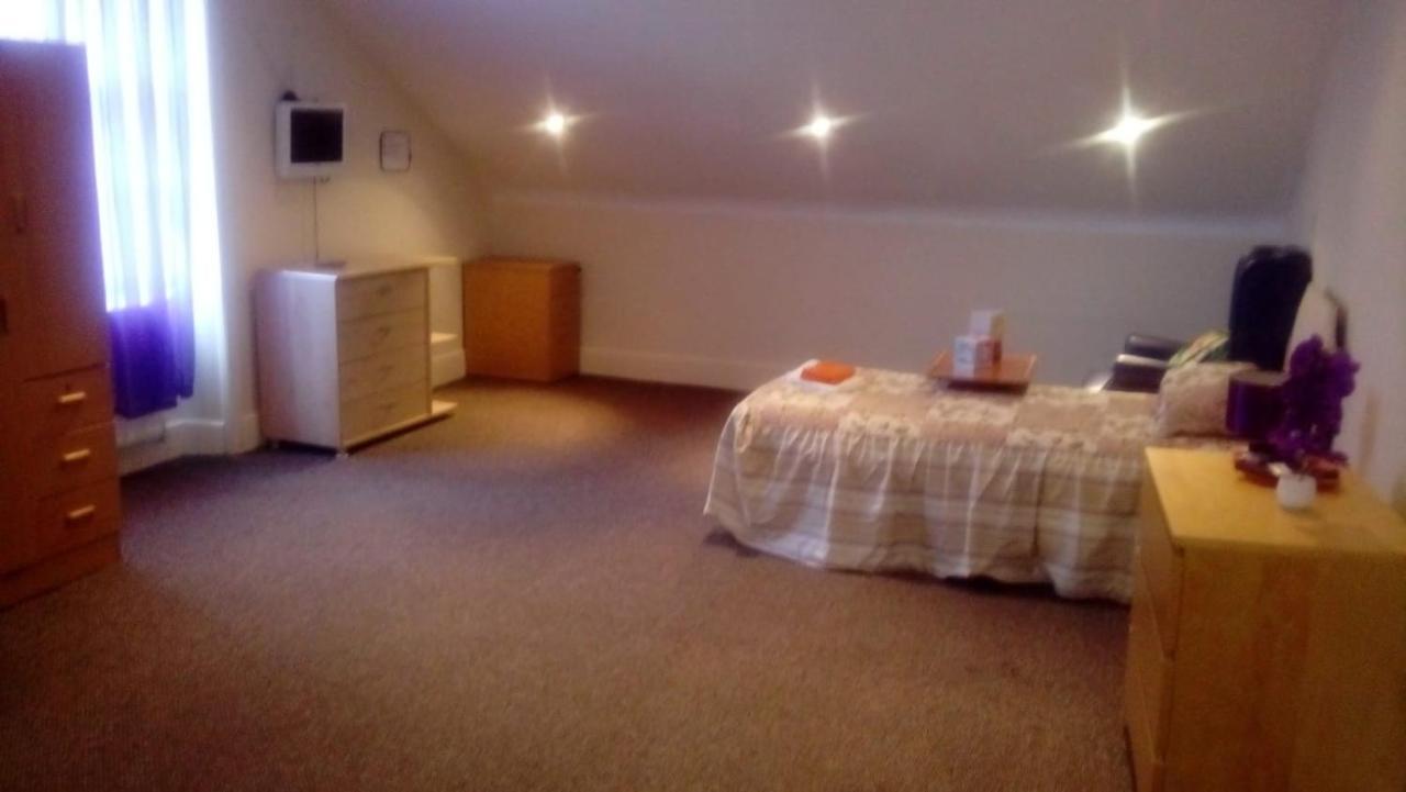 Carer 4 You Residential Home Upholland Luaran gambar